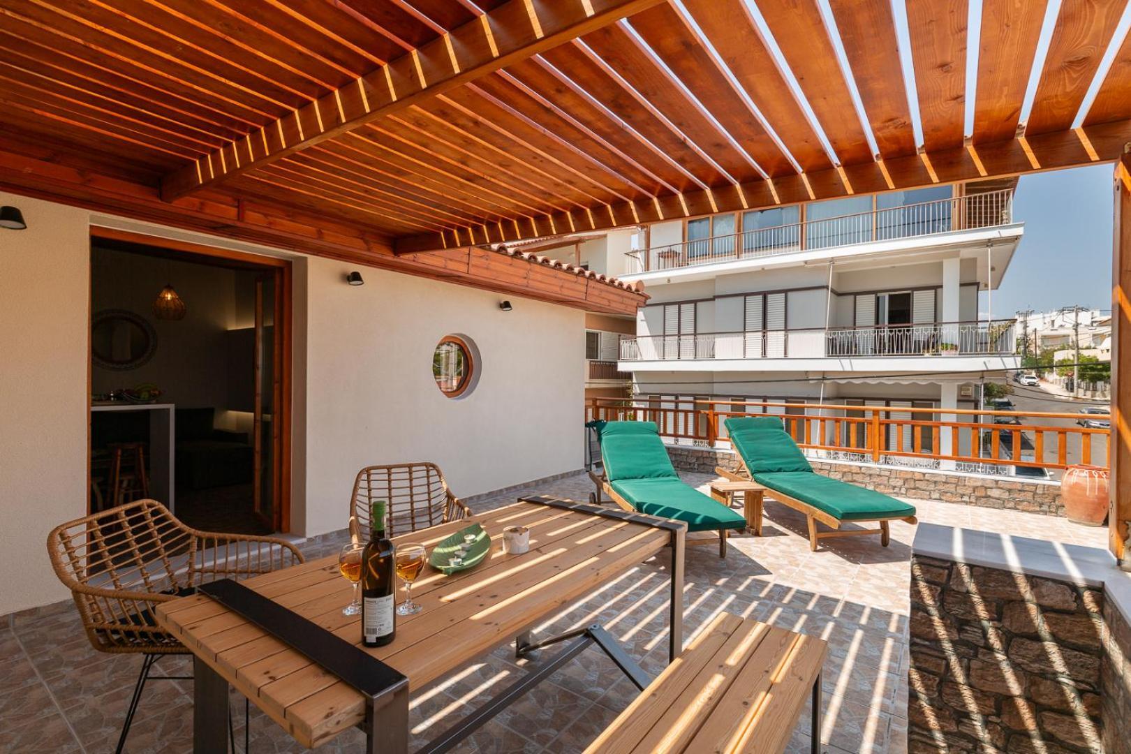 Caldera Close To The Port, Airport & Athens 라피나 외부 사진