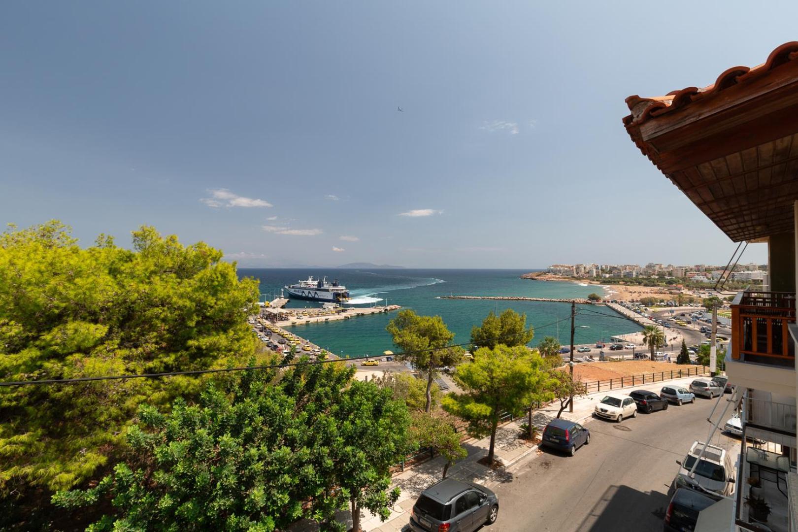 Caldera Close To The Port, Airport & Athens 라피나 외부 사진
