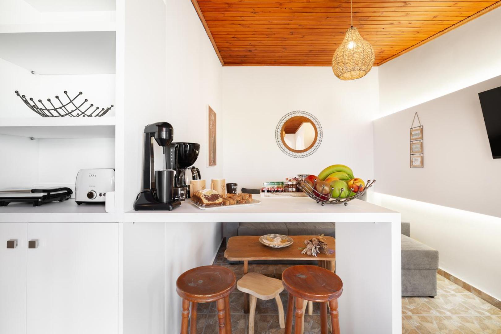 Caldera Close To The Port, Airport & Athens 라피나 외부 사진