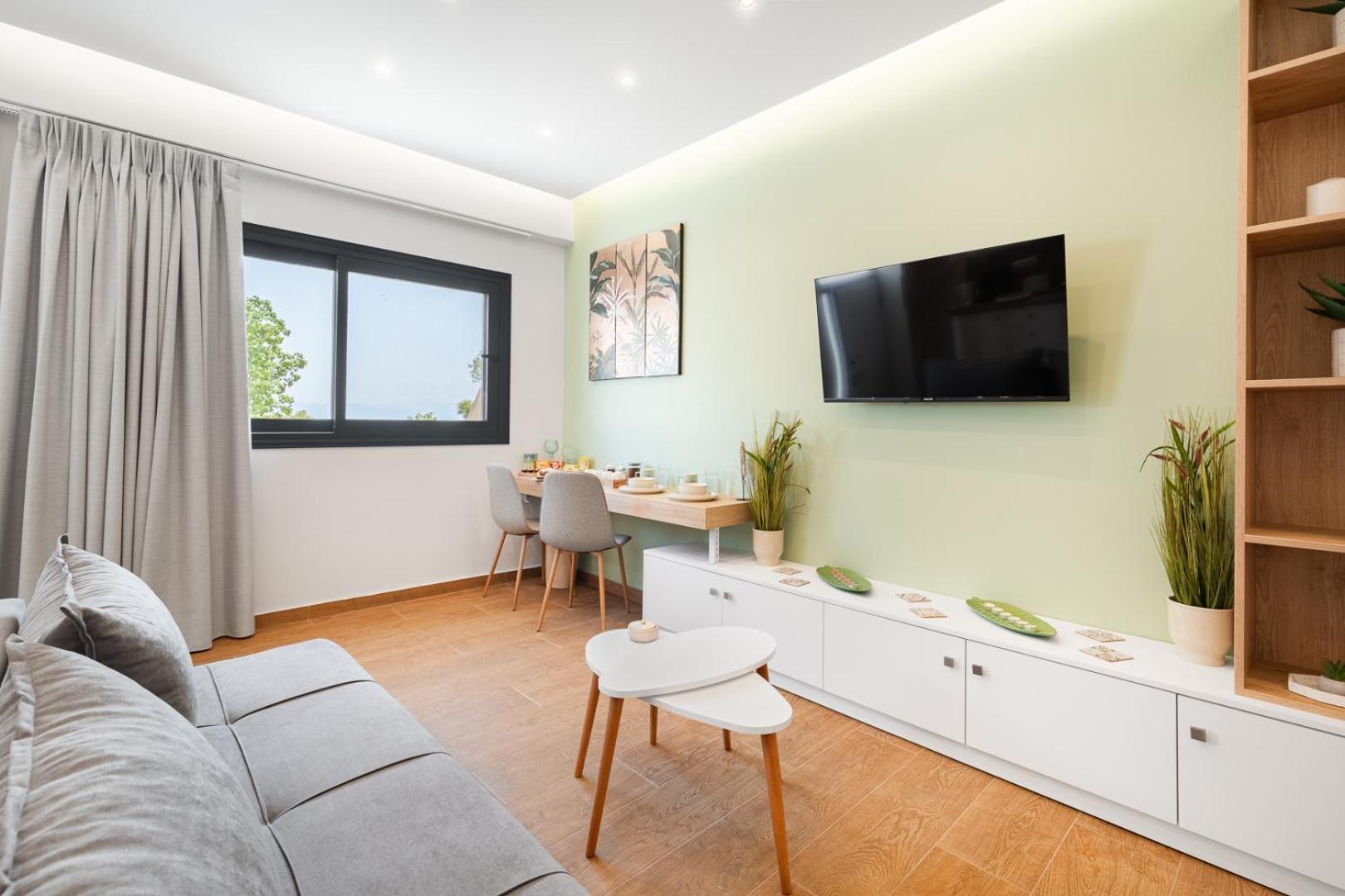 Caldera Close To The Port, Airport & Athens 라피나 외부 사진