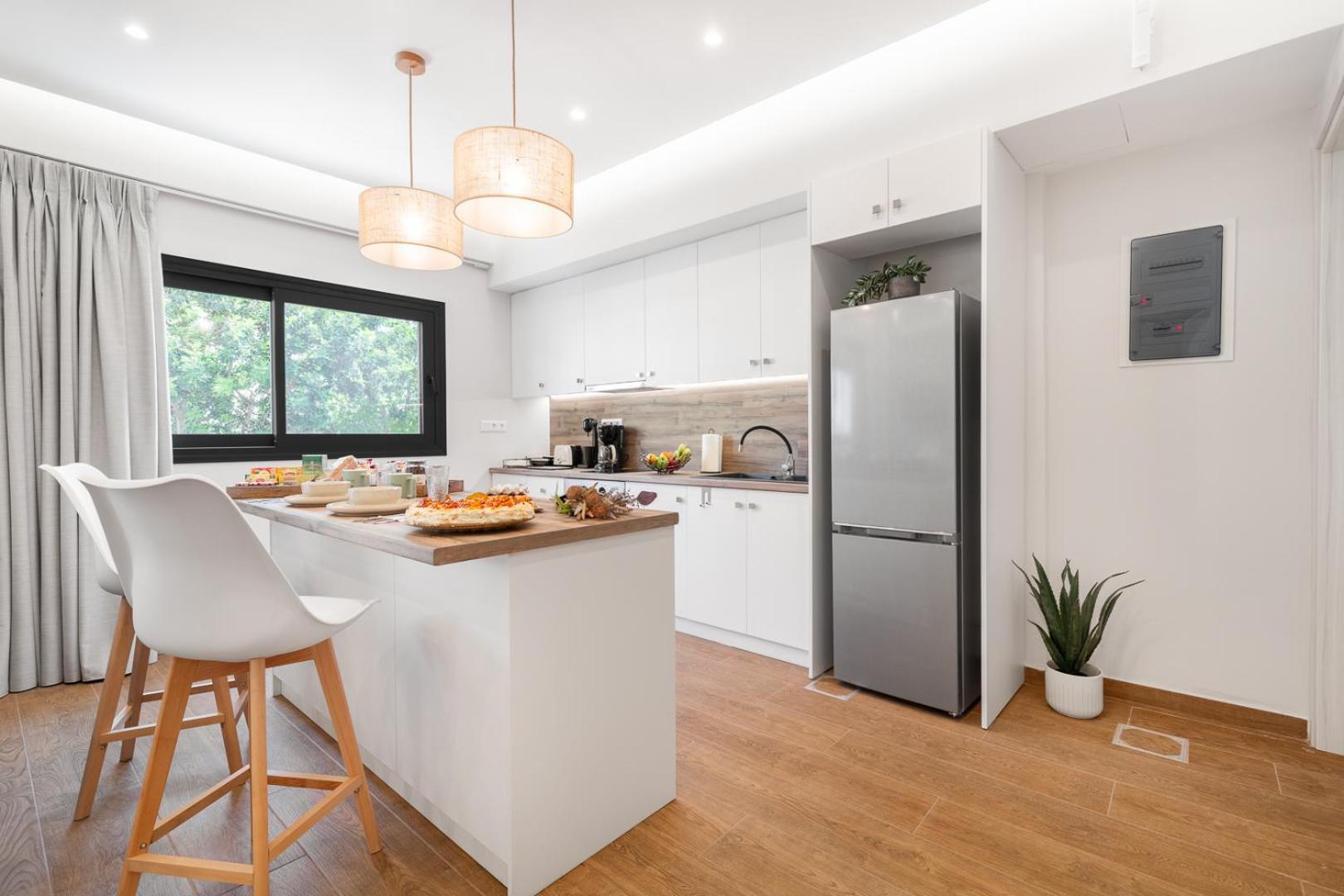 Caldera Close To The Port, Airport & Athens 라피나 외부 사진