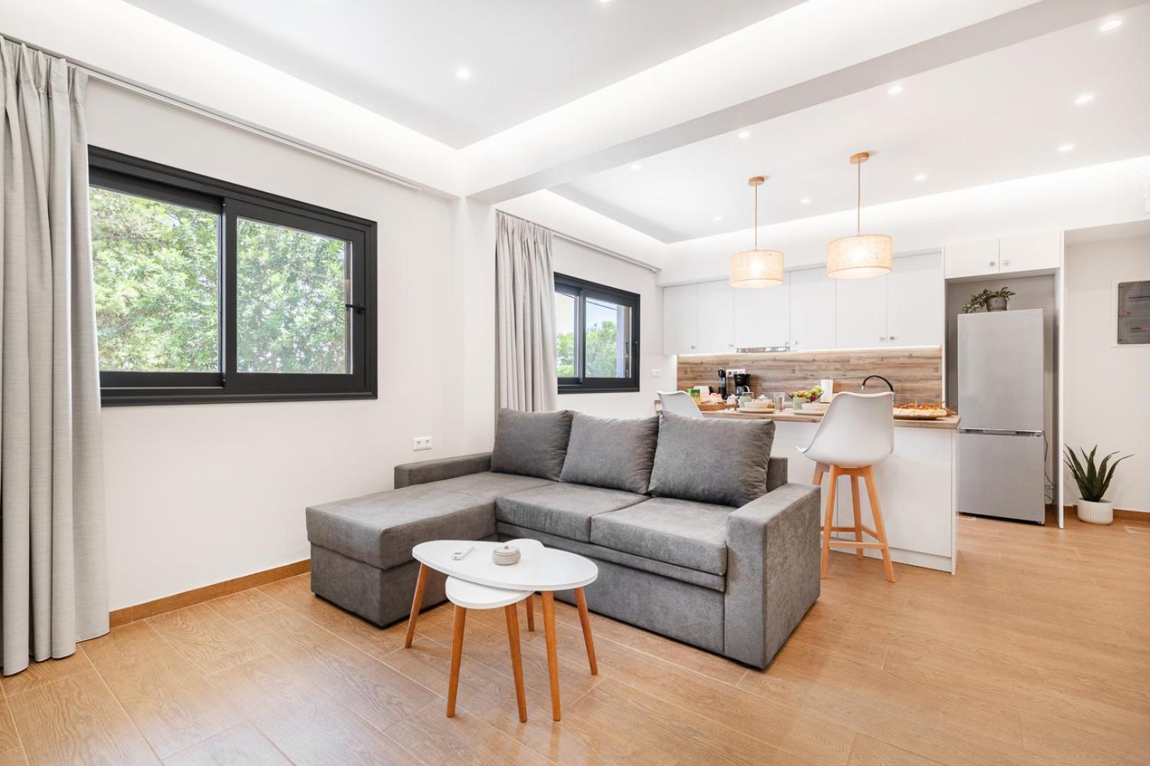 Caldera Close To The Port, Airport & Athens 라피나 외부 사진