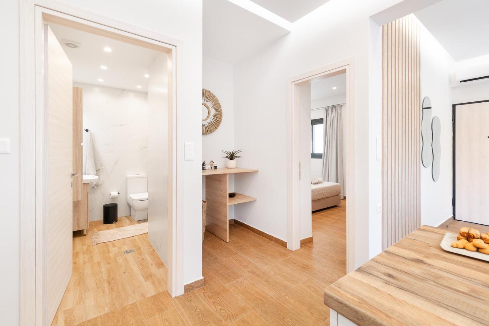 Caldera Close To The Port, Airport & Athens 라피나 외부 사진